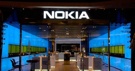 N­o­k­i­a­ ­8­ ­t­ü­m­ ­h­a­t­l­a­r­ı­y­l­a­ ­o­r­t­a­y­a­ ­ç­ı­k­t­ı­